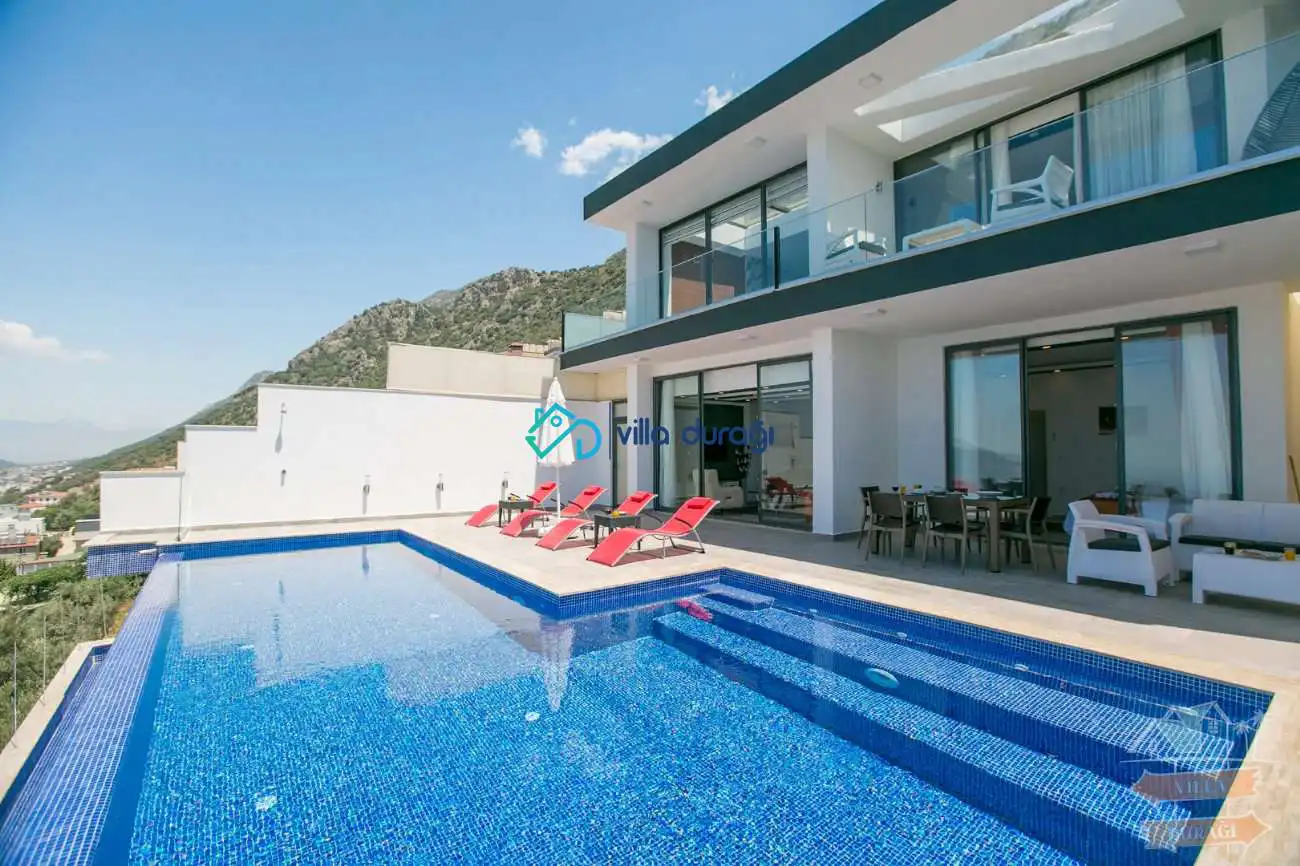 Antalya Kalkan'da Kiralık Villalar
