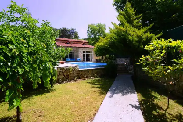 Sarıbelen Kiralık Villalar, Yazlık, Özel Havuzlu Villalar