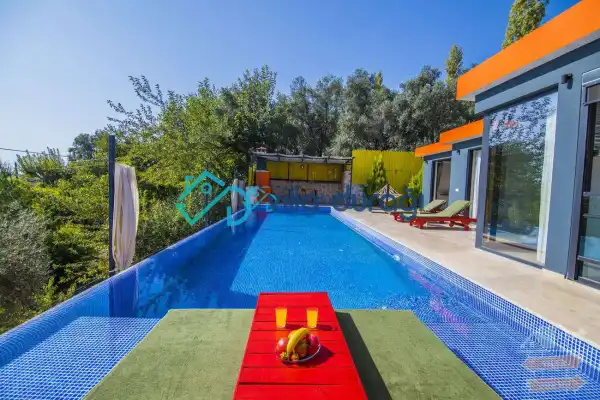 Muhafazakar Villa Kiralama