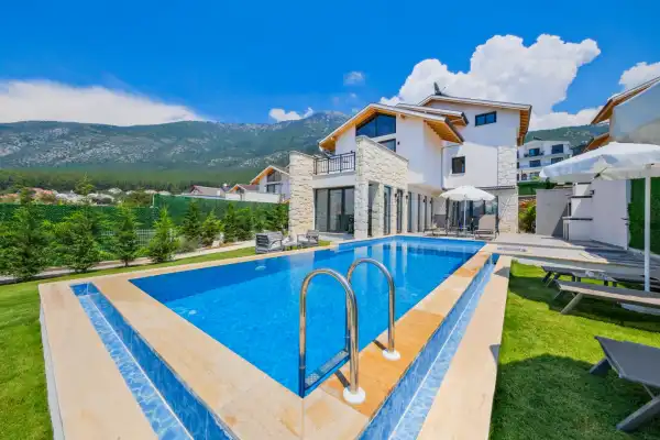 Villa İzii 2