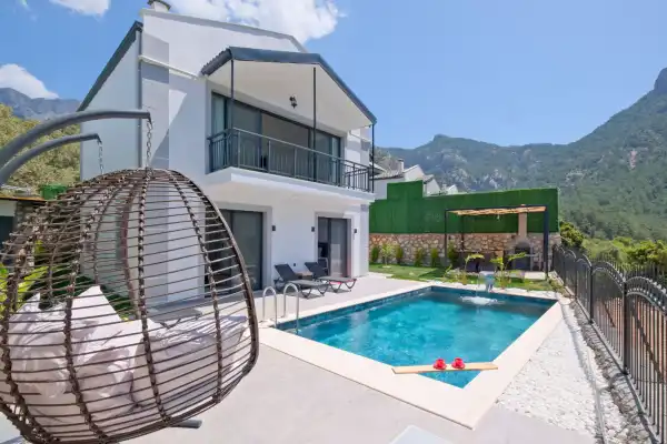Villa Montana Duo