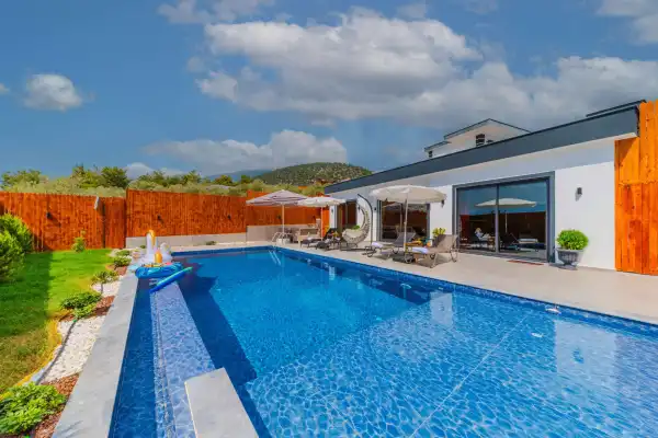 Villa İnziva Çavdır