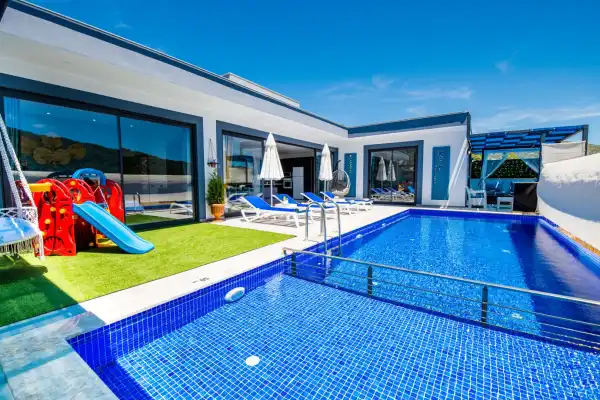 Villa Lavinya