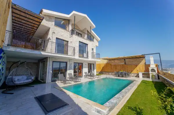 Villa Legendary Uno