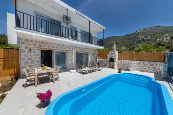Villa Petek Duo