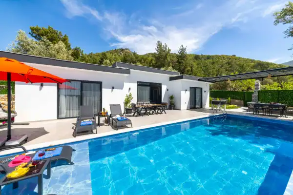 Villa Elyase