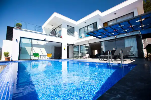Villa Fantastik