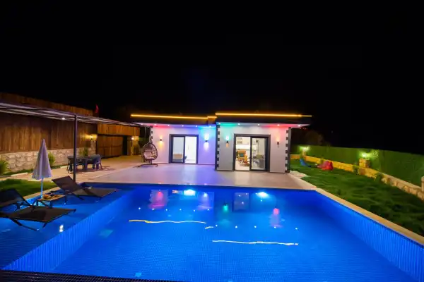 Villa İron
