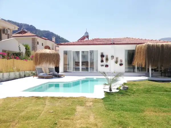 Villa Sunny Garden Duo 