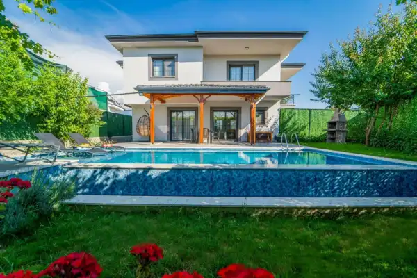 Villa Lux